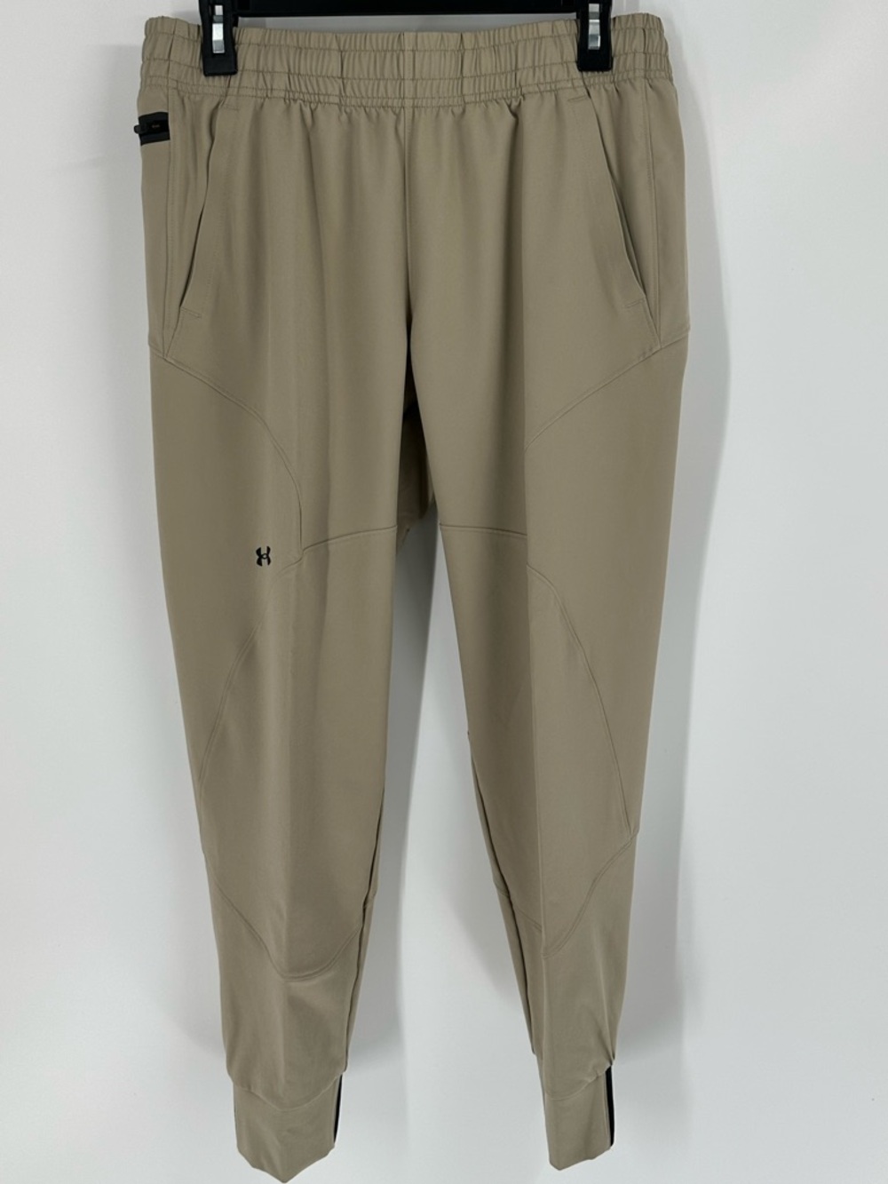 Under Armour Tan Athletic Joggers Stretch Waist Water Repellent Cuff Zip Leg SzM